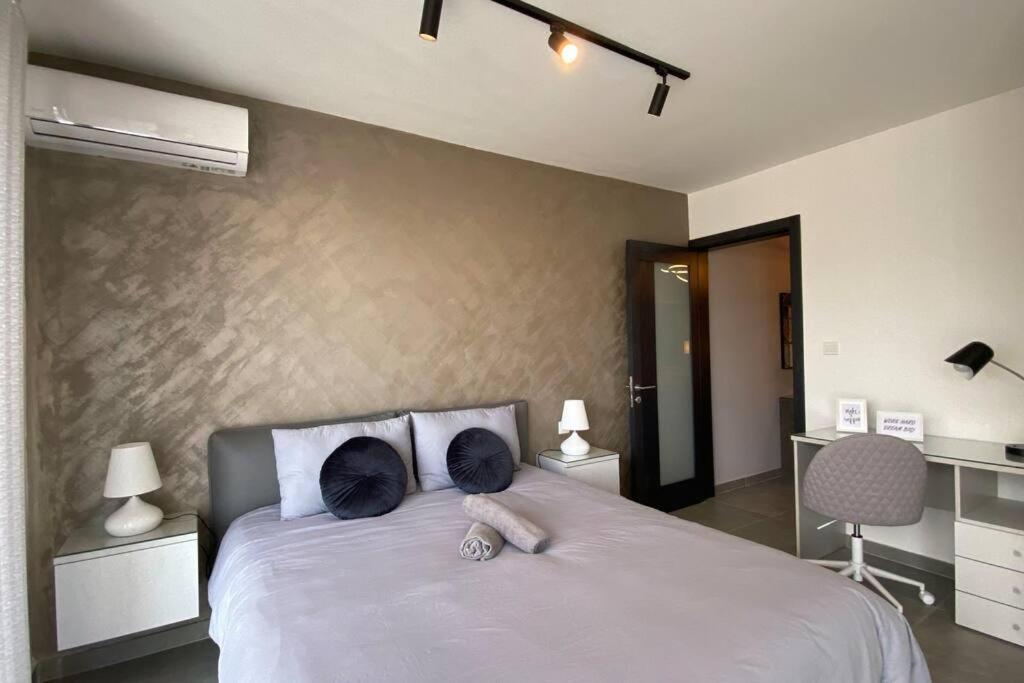 Marsaskala Sea View Duplex Penthouse - Mive Properties Kültér fotó