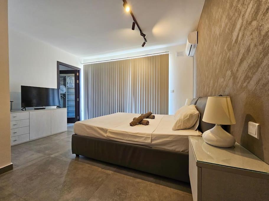 Marsaskala Sea View Duplex Penthouse - Mive Properties Kültér fotó